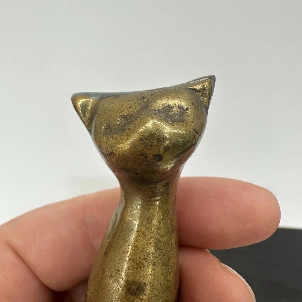 Vintage Cat cast Iron brass Tone Gold Colored Painted figurine Statue 3.5